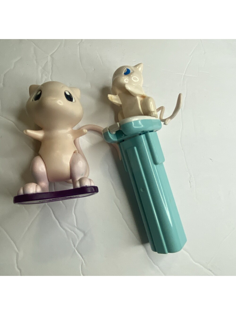 Vintage RARE MEW - Blue stem PEZ Candy Dispenser   bcx And New Bk Toy